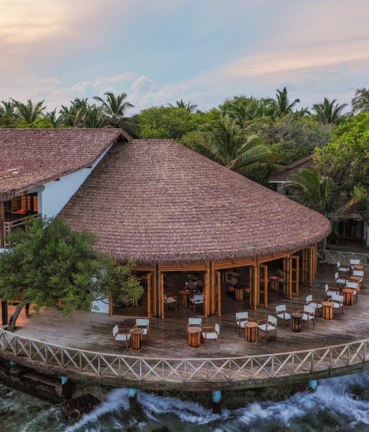 Raiyvilla Bar