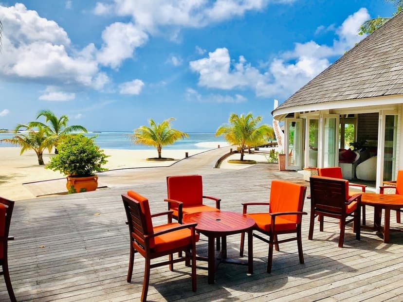 Dhoni Bar Maldives